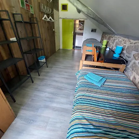 Les Deux Velos D'hotes-table D'hotes Biert