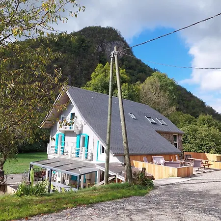 Les Deux Velos D'hotes-table D'hotes * Biert