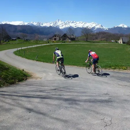 Hotel Les Deux Velos D'hotes-table D'hotes *