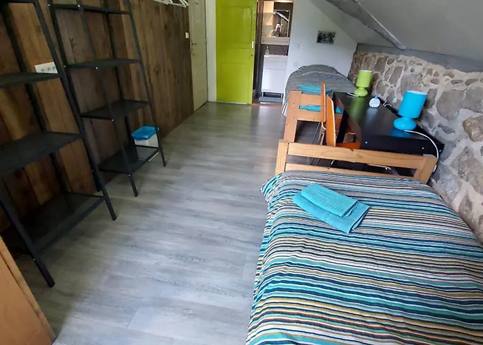 Les Deux Velos D'hotes-table D'hotes Biert